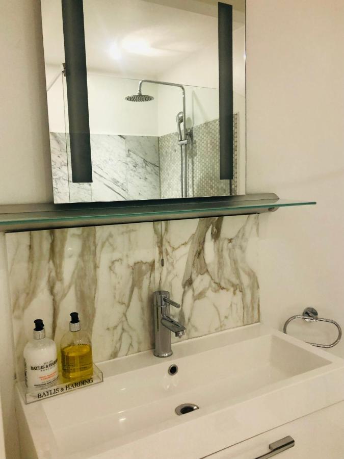 2 Bedroom Apartment Close To Camden Town London Kültér fotó