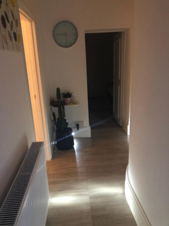 2 Bedroom Apartment Close To Camden Town London Kültér fotó